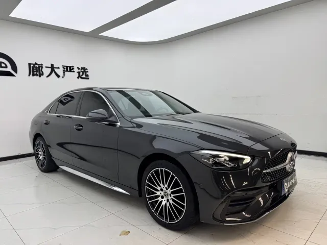 Mercedes-Benz C-Class — Фото автомобиля 3