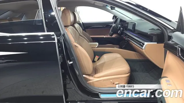 Hyundai Grandeur GN7 — Фото автомобиля 10