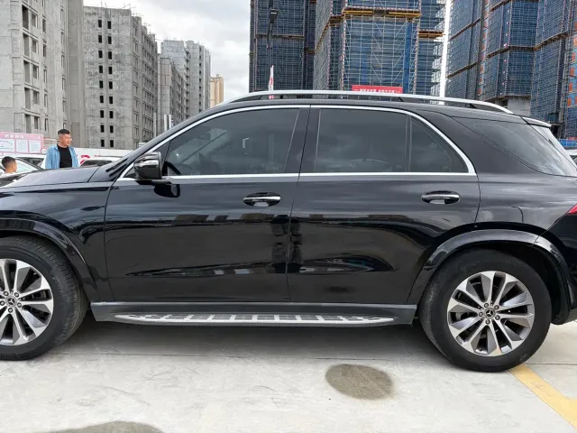 Mercedes-Benz GLE-Class — Фото автомобиля 4