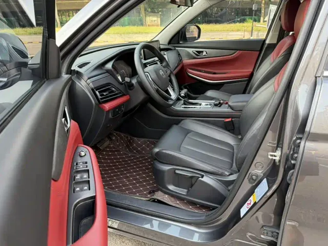 Changan CS75 — Фото автомобиля 5