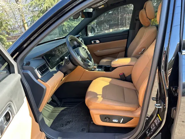 Li Auto ONE — Фото автомобиля 3