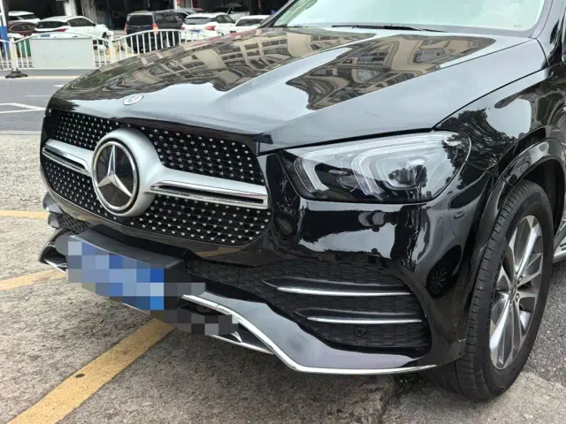 Фотография автомобиля — Mercedes-Benz GLE-Class