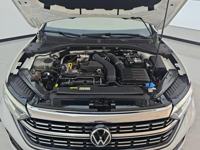 Volkswagen Sagitar — Фото автомобиля 10