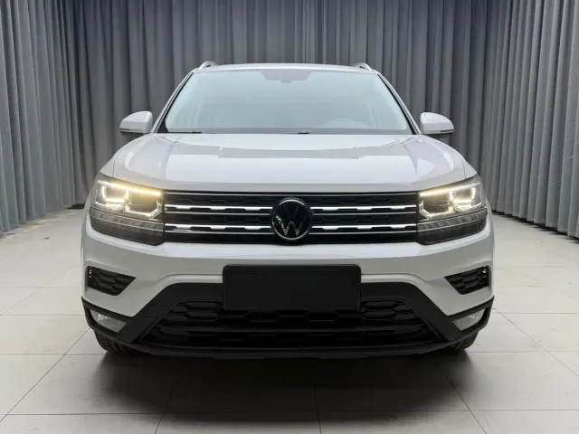 Volkswagen Tharu — Фото автомобиля 2
