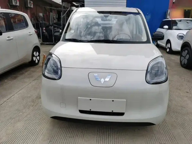 Wuling Hongguang Mini EV — Фото автомобиля 2