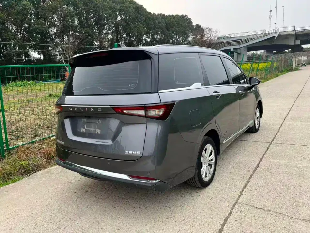 Wuling Jiachen — Фото автомобиля 8