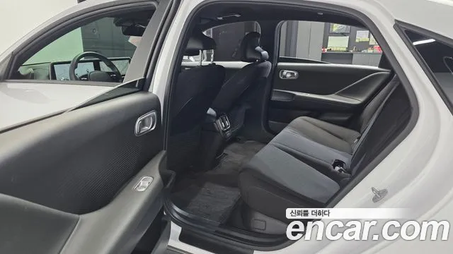 Hyundai Ioniq 6 — Фото автомобиля 16