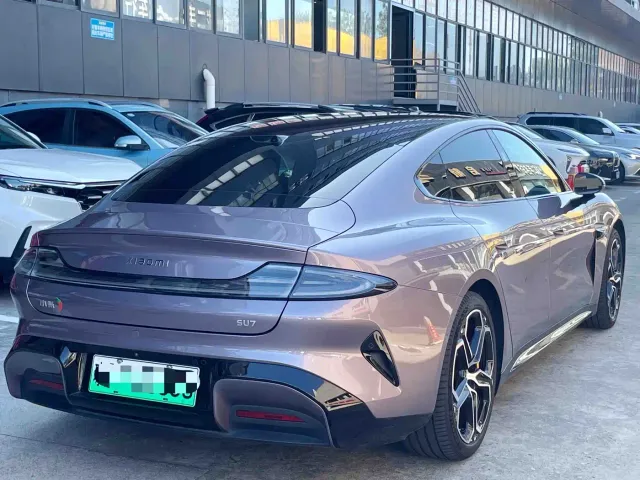 Xiaomi SU7 — Фото автомобиля 6