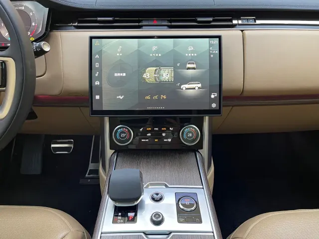 Land Rover Range Rover — Фото автомобиля 14