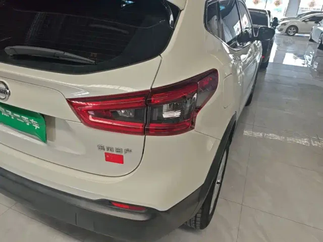 Nissan Qashqai — Фото автомобиля 7