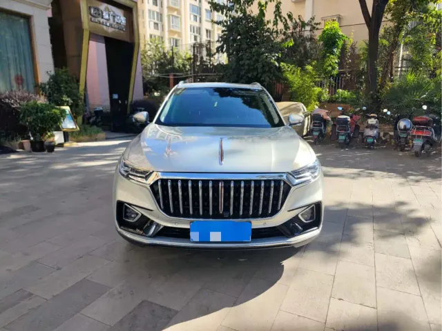 Hongqi HS5 — Фото автомобиля 2