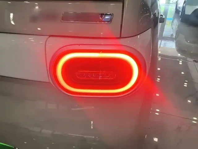 Wuling Hongguang Mini EV — Фото автомобиля 7