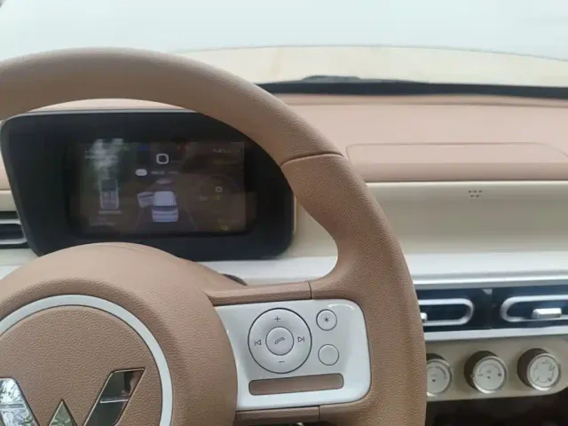 Wuling Hongguang Mini EV — Фото автомобиля 12