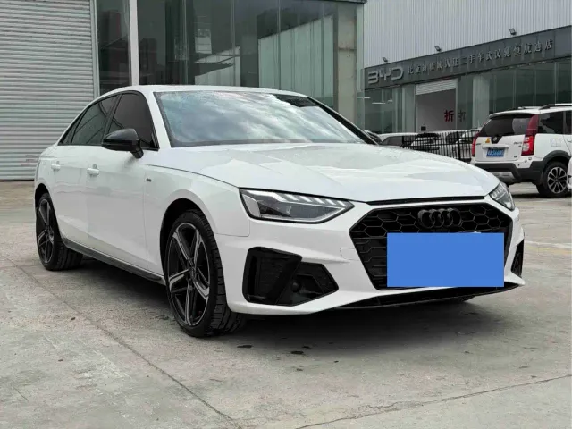 Audi A4L — Фото автомобиля 3