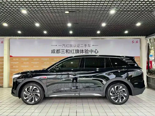 Hongqi HS7 PHEV — Фото автомобиля 3
