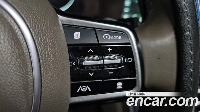 Kia Canival Carnival 4 поколение 9 мест Signature — Фото автомобиля 18