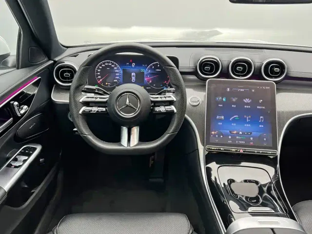 Mercedes-Benz C-Class — Фото автомобиля 19