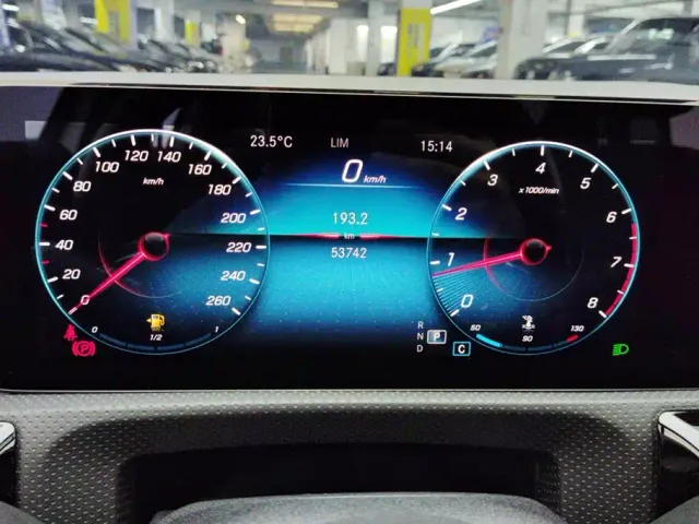 Mercedes-Benz A-Class — Фото автомобиля 14