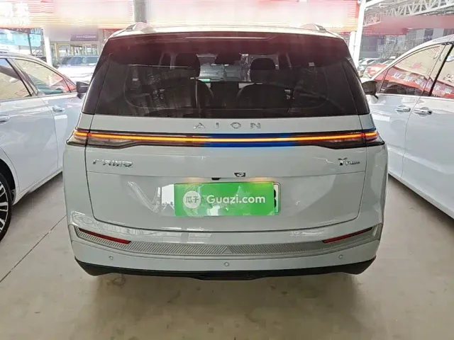 GAC Aion Y — Фото автомобиля 5