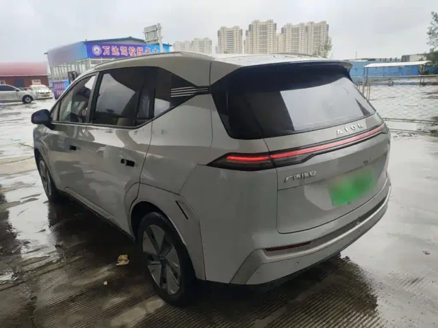 GAC Aion Y — Фото автомобиля 4