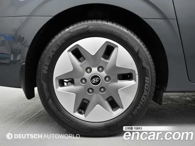 Hyundai Staria Staria L3.5 Tourer 11 мест — Фото автомобиля 5