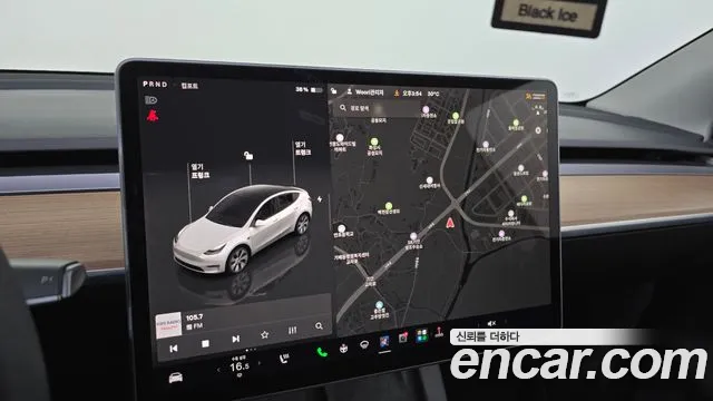 Tesla Model Y — Фото автомобиля 13