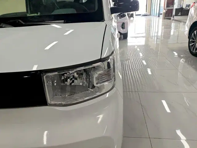 Wuling Hongguang Mini EV — Фото автомобиля 23