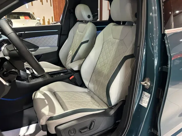 Audi Q3 — Фото автомобиля 9