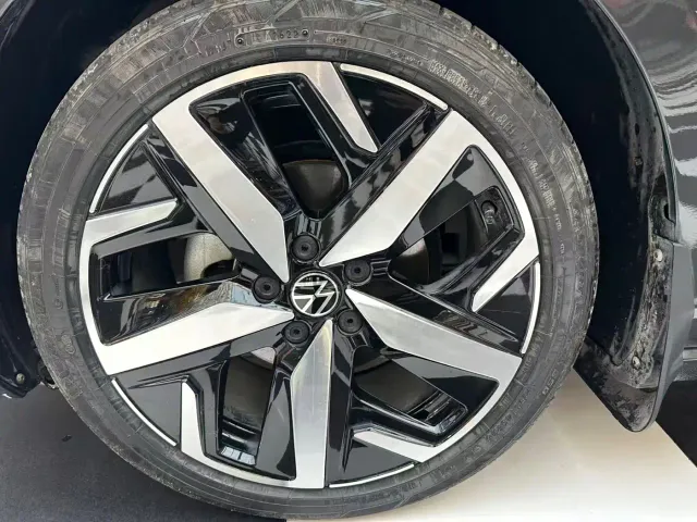 Volkswagen Lamando — Фото автомобиля 5