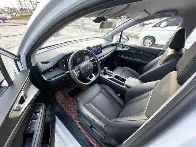 Wuling Jiachen — Фото автомобиля 24
