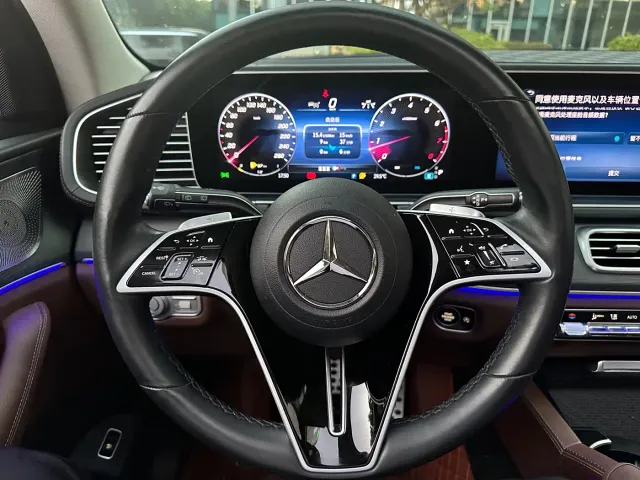 Mercedes-Benz GLE-Class — Фото автомобиля 10