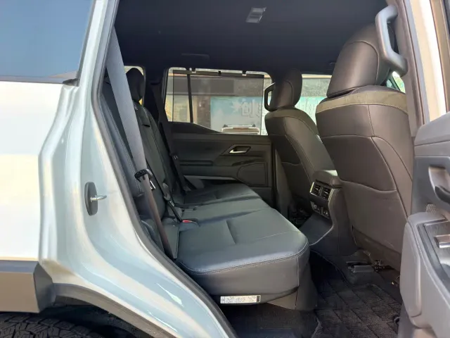 Lexus GX — Фото автомобиля 10