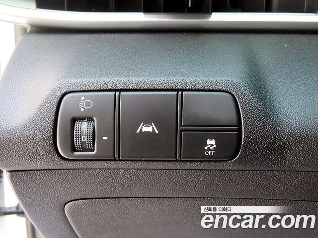 Hyundai Avante CN7 — Фото автомобиля 12