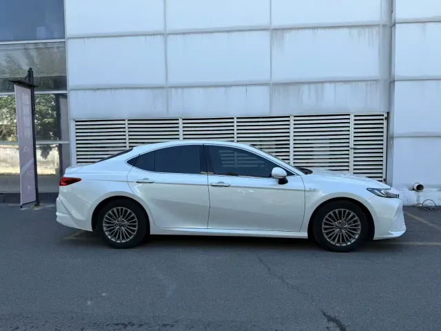 Toyota Camry — Фото автомобиля 6
