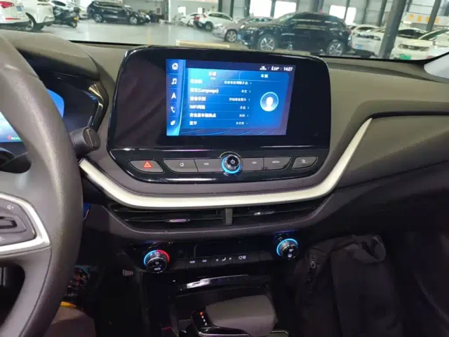 Chevrolet Menlo — Фото автомобиля 8