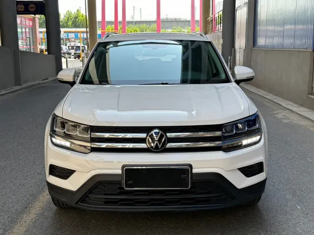 Volkswagen Tharu — Фото автомобиля 2