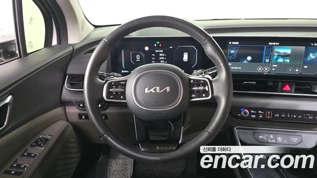 Kia Carnival Generation 4 — Фото автомобиля 19