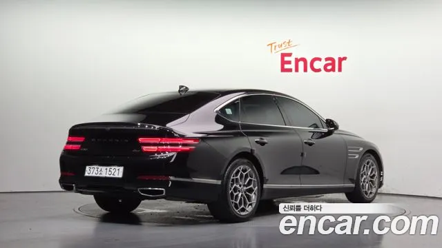 Genesis G80 Бензин 3.5 турбо AWD — Фото автомобиля 2