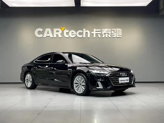 Audi A7L — Фото автомобиля 3