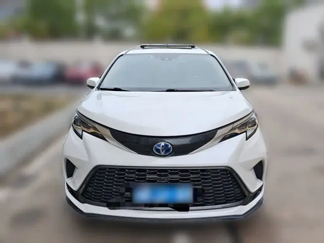 Toyota Granvia — Фото автомобиля 22