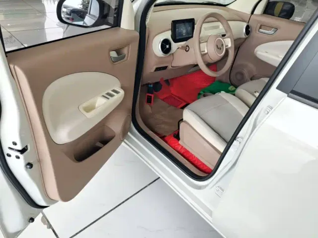 Wuling Hongguang Mini EV — Фото автомобиля 15