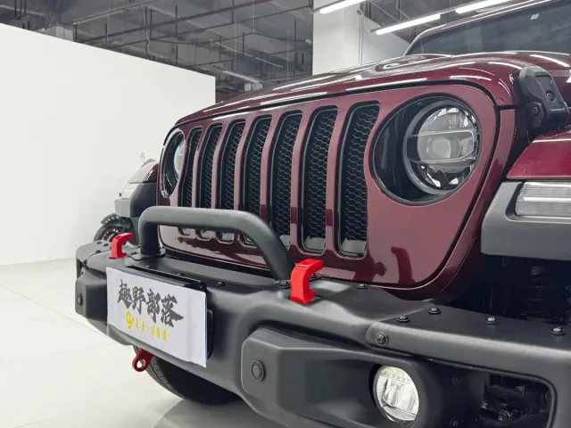 Jeep Wrangler — Фото автомобиля 13