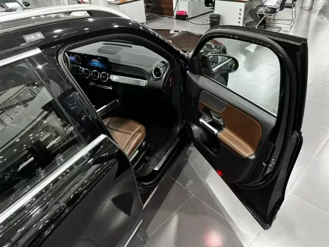 Mercedes-Benz GLB-Class — Фото автомобиля 22