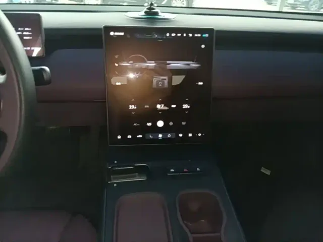 Nio ET5 Touring — Фото автомобиля 12