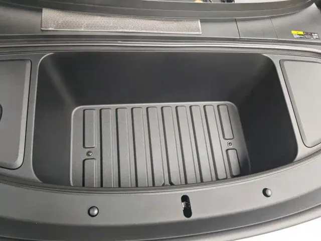 Li Auto i6 — Фото автомобиля 16