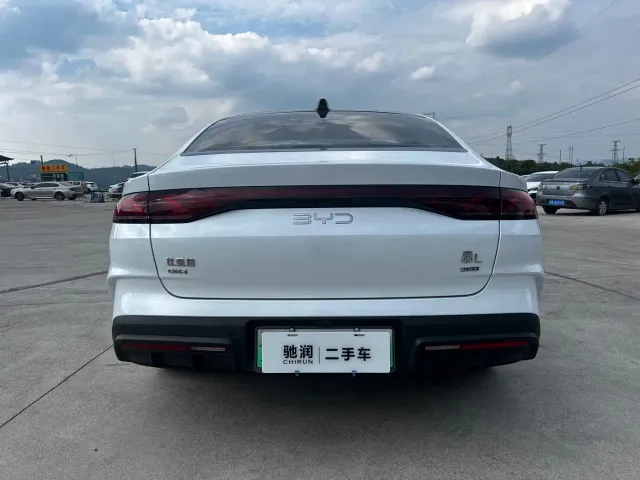 BYD Qin L — Фото автомобиля 7