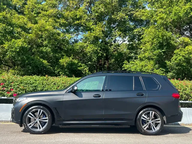 BMW X7 — Фото автомобиля 3