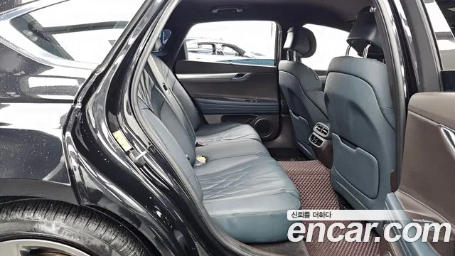 Genesis G80 Бензин 2.5 турбо AWD — Фото автомобиля 12