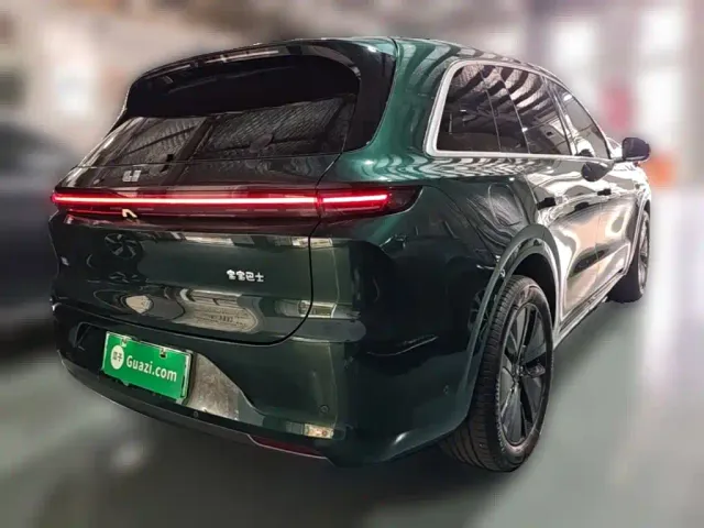 Li Auto L6 — Фото автомобиля 9