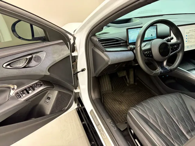 BYD Seal — Фото автомобиля 15
